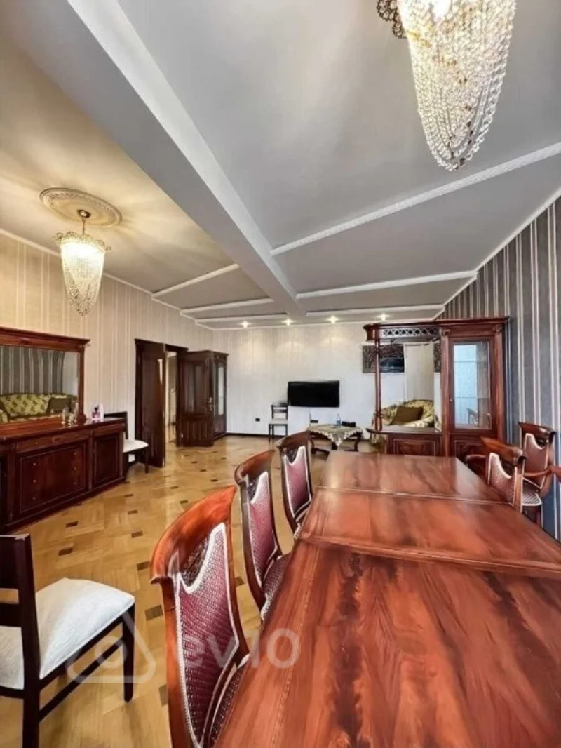 4 otaqlı mənzil, 165 m², Ismayılbəy Qutqaşınlı — Mənzil, Bakı (11)