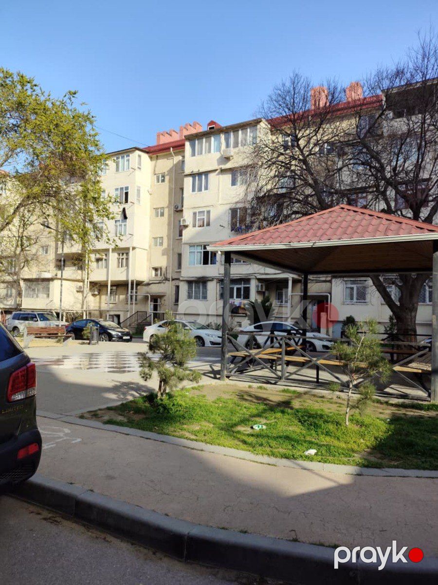 Satılır 2 otaqlı köhnə tikili 35 m² — Mənzil, Bakı (8)
