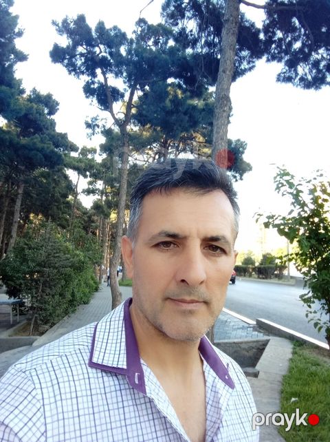Bələdçi işi axtarıram — Bakı