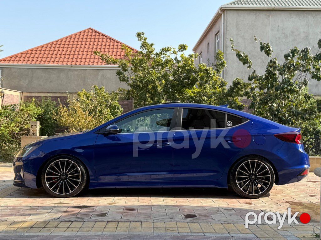 Hyundai Elantra, 1.6 L, 2019 il, 118 000 km — Avtomobillər, Bakı (9)