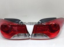 Hyundai Elantra stop işıqları — Bakı
