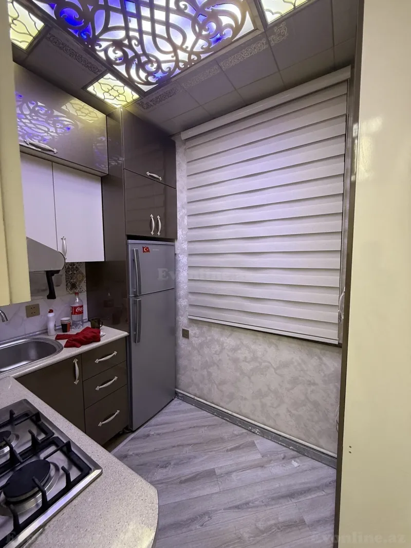 Satılır 2 otaqlı Mənzil Köhnə tikili 55 m² Bakı, Nəsimi r., Memar Əcəmi m., 5-ci mikrorayon — Mənzil, Bakı (2)