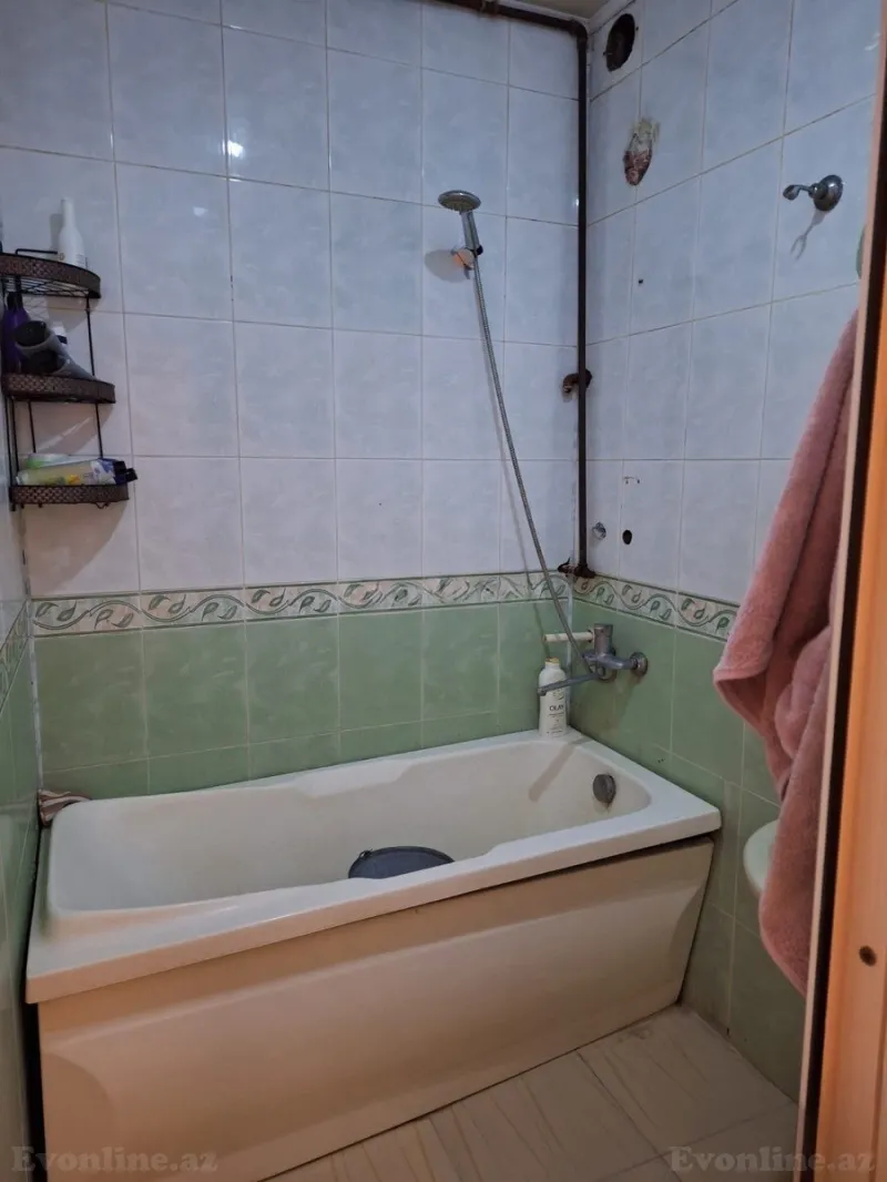 Satılır 2 otaqlı Mənzil Köhnə tikili 50 m² Bakı, Nəsimi r., Memar Əcəmi m — Mənzil, Bakı (6)