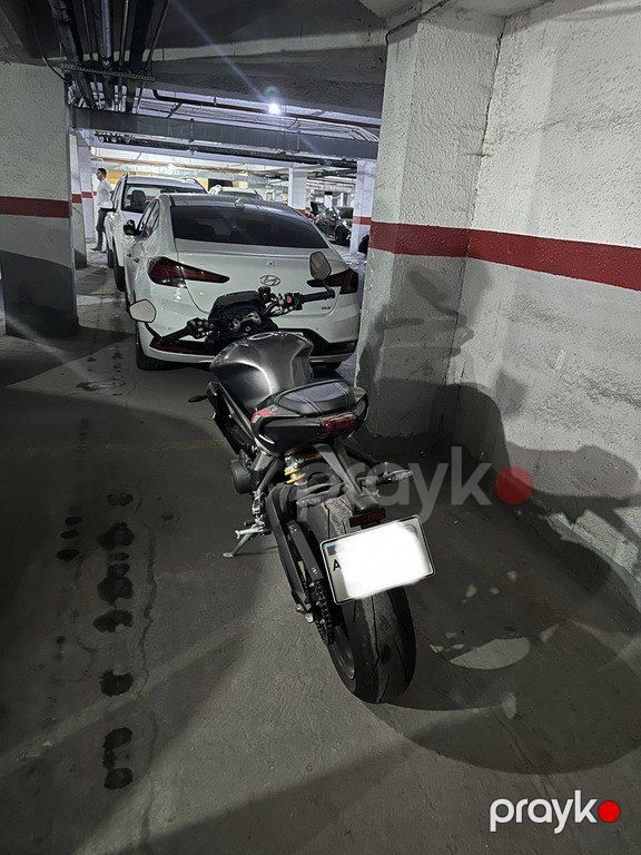 Triumph Speed Triple RS, 800 sm3, 2022 il, 9 000 km — Motosikletlər, Bakı (2)