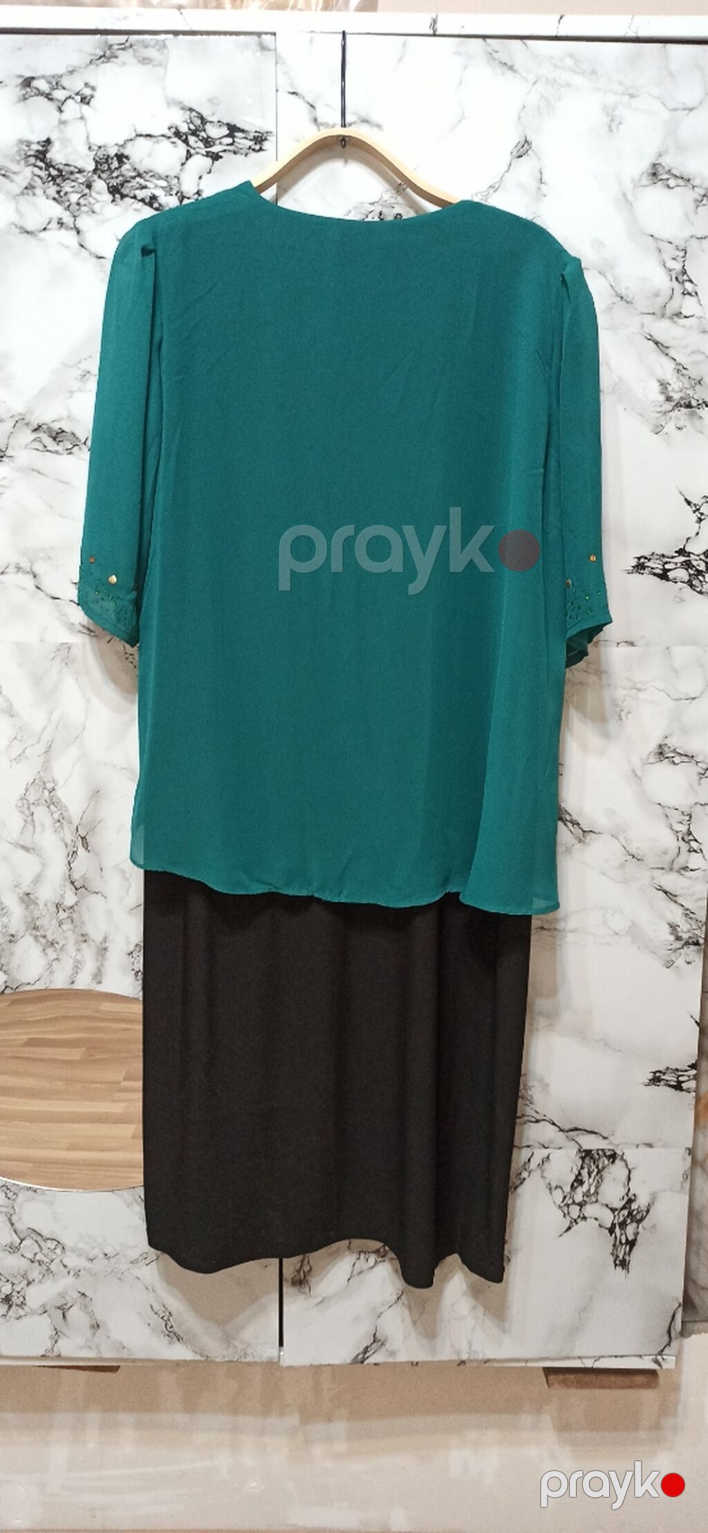 Don qadın üçün geyinilməyib — Axşam paltarları, Bakı (3)