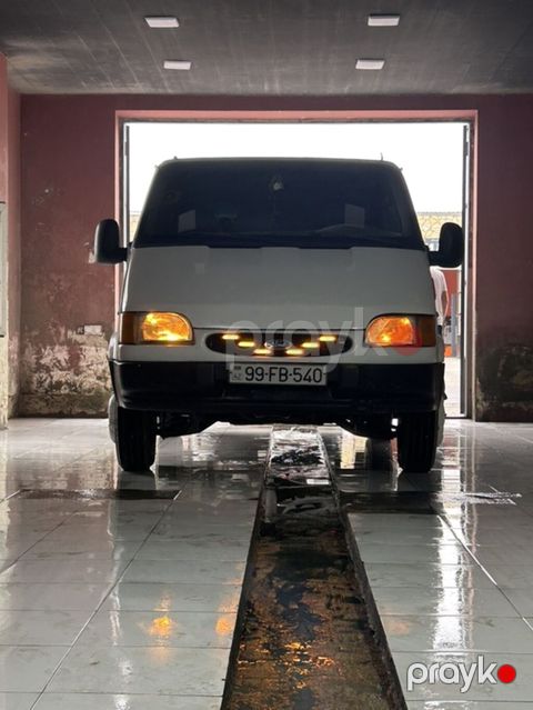 Ford Transit mikroavtobus - Kuzov: ağ rəngli, ön hissədə LED — Quba