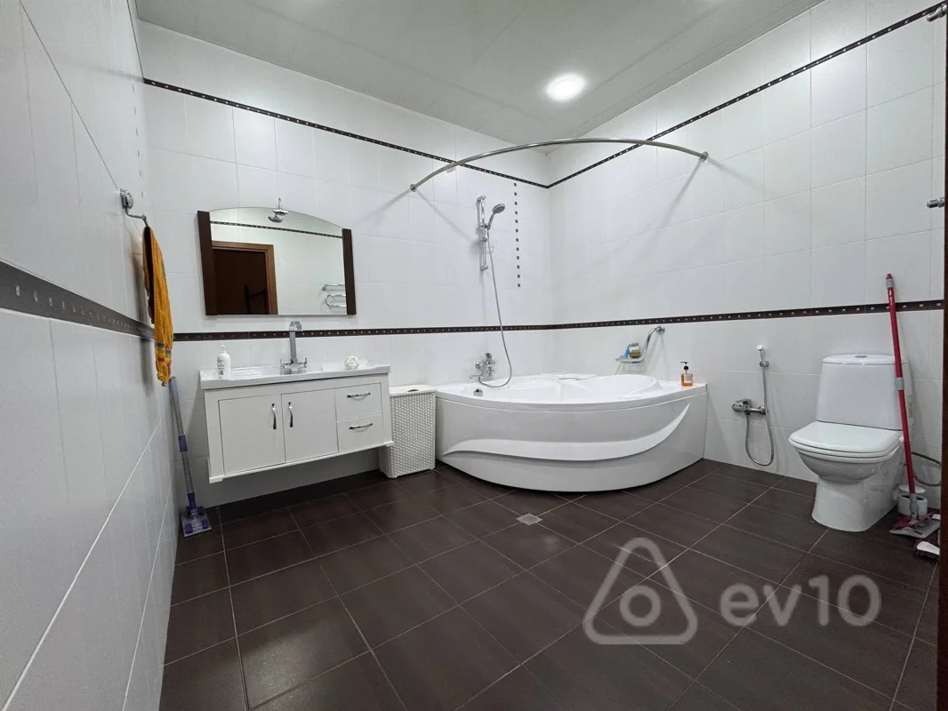 4 otaqlı mənzil, 220 m², Salatın Əsgərova — Mənzil, Bakı (6)