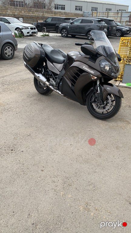 Kawasaki 1400 GTR, 1400 sm3, 2010 il, 33 500 km 90-SJ-535 — Motosikletlər, Bakı (6)