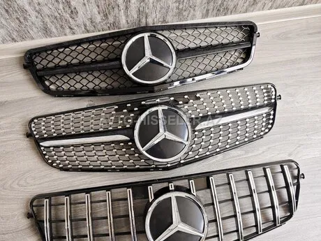 Mercedes W204 radiator barmaqlığı — Bakı