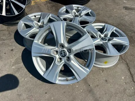 R18 orijinal Toyota Highlander diskləri — Bakı