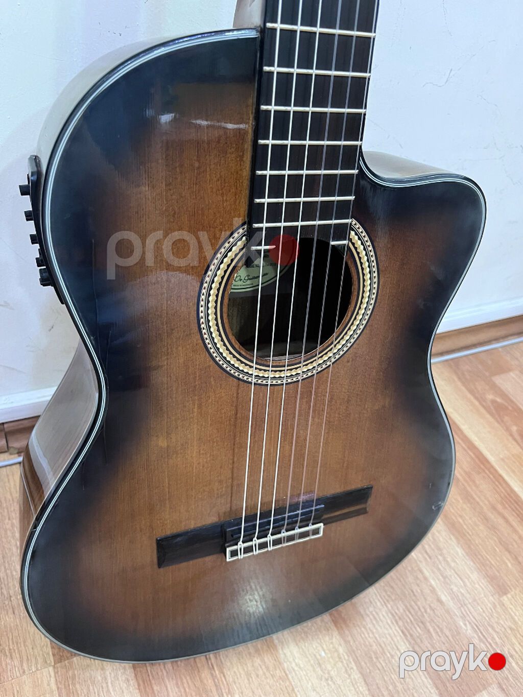 Valencia VC564bsb Ekvalayzerli elektro klassik gitara Korpusunda — Gitarlar və digər simli alətlər, Bakı (3)