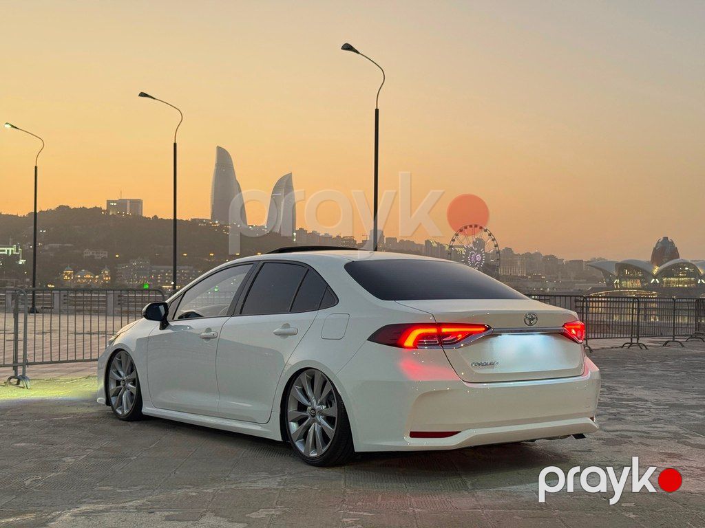 Toyota Corolla, 1.8 L, 0.85 kWh, 2025 il, 11 000 km — Avtomobillər, Bakı (12)