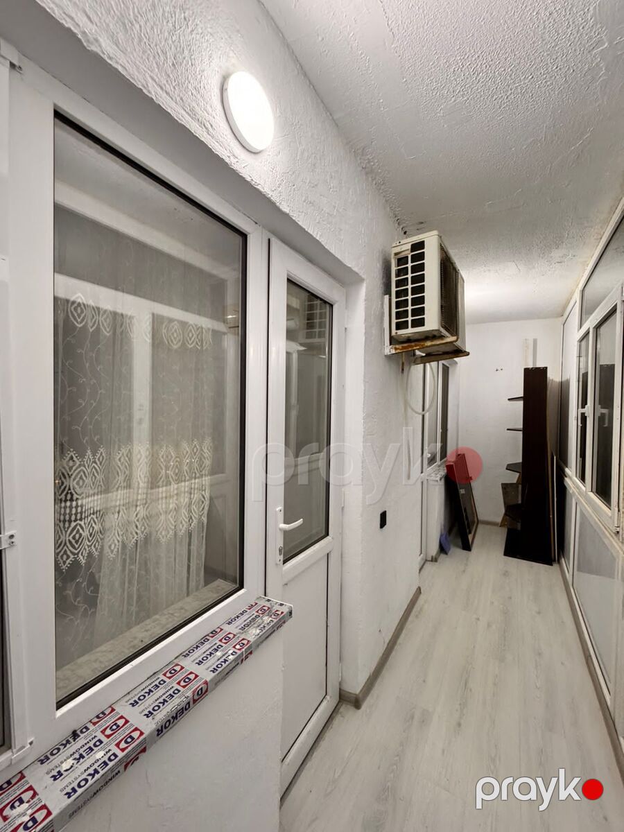 Satılır 2 otaqlı köhnə tikili 65 m² — Mənzil, Bakı (12)