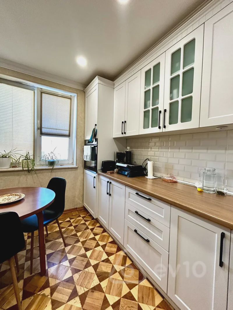 4 otaqlı mənzil, 135 m², Şəfayət Mehtiyev — Mənzil, Bakı (11)