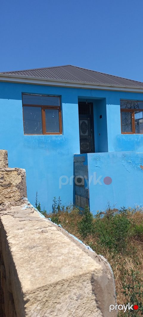 Satılır 4 otaqlı həyət evi/bağ evi 160 m² — Bakı