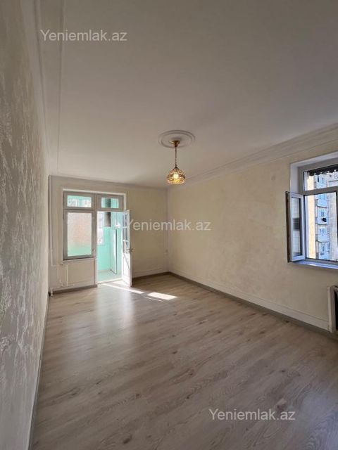 Satılır 2 otaqlı Bina evi menzil (Köhnə tikili), 45 m², Suraxanı rayonu — Fuad — Пәтер