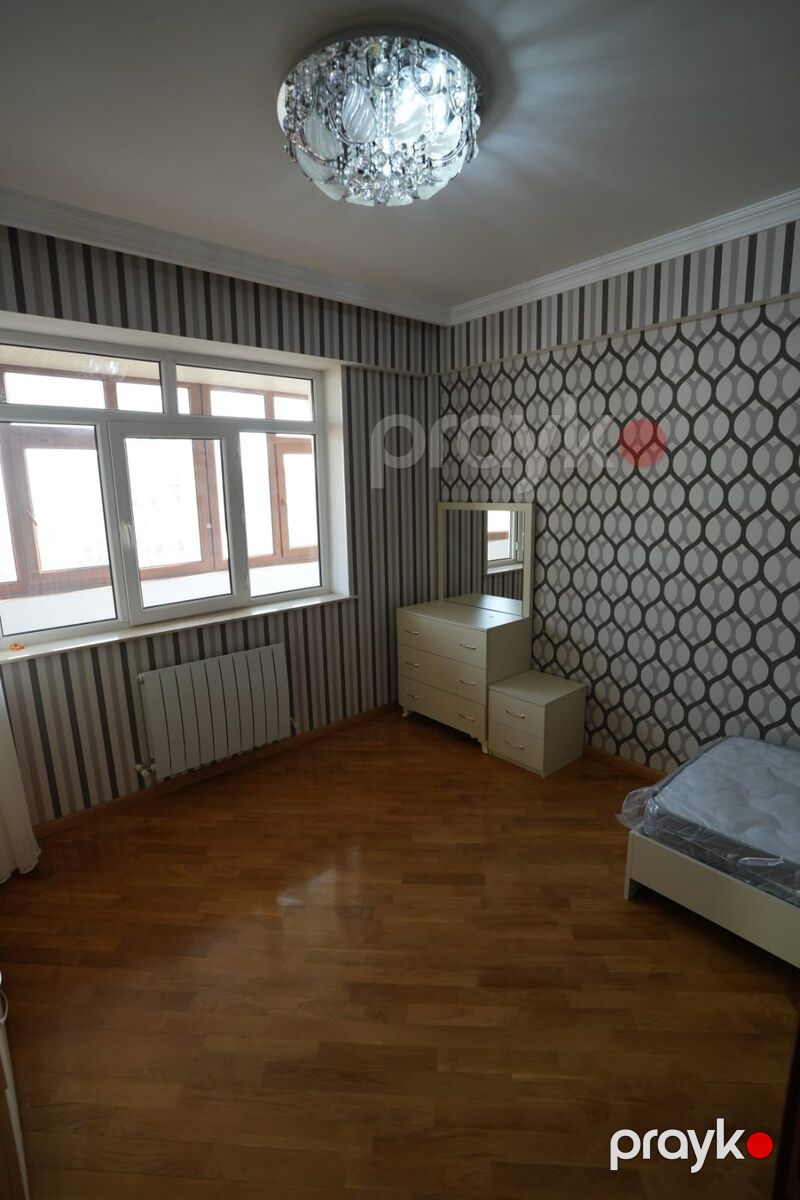 İcarəyə verilir 4 otaqlı yeni tikili 180 m² — Mənzil, Bakı (5)
