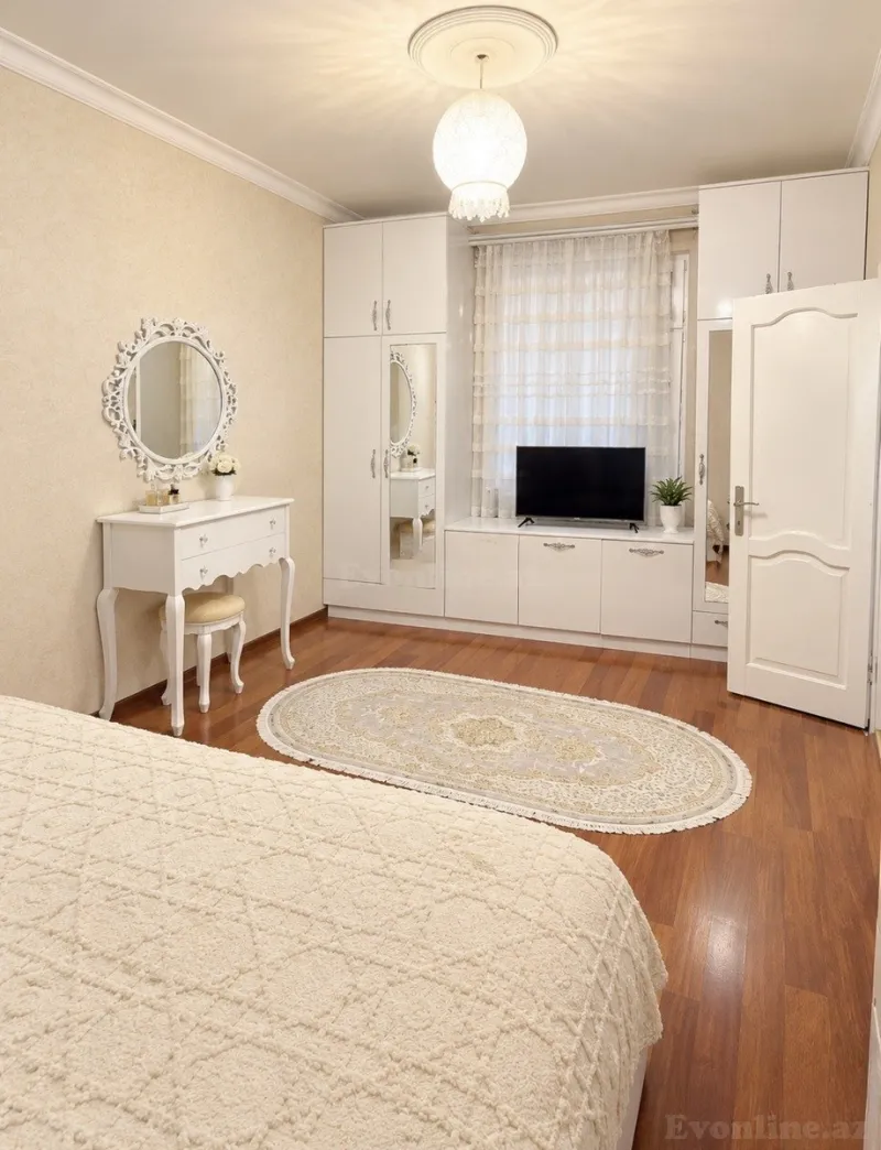 Satılır 3 otaqlı Mənzil Köhnə tikili 85 m² Bakı, Nəsimi r., Memar Əcəmi m., 4-cü mikrorayon — Mənzil, Bakı (5)