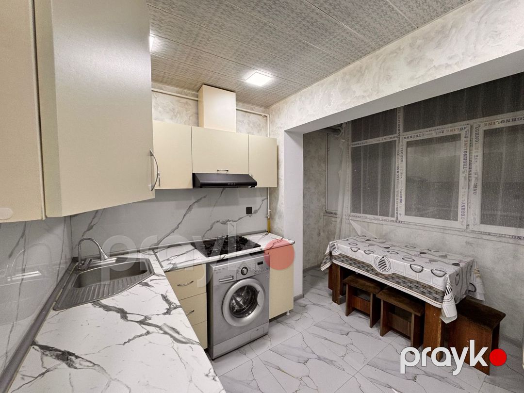 Satılır 2 otaqlı köhnə tikili 65 m² — Mənzil, Bakı (10)