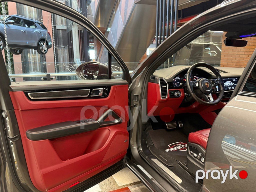 Porsche Cayenne Turbo, 4.0 L, 2019 il, 50 000 km — Avtomobillər, Bakı (7)