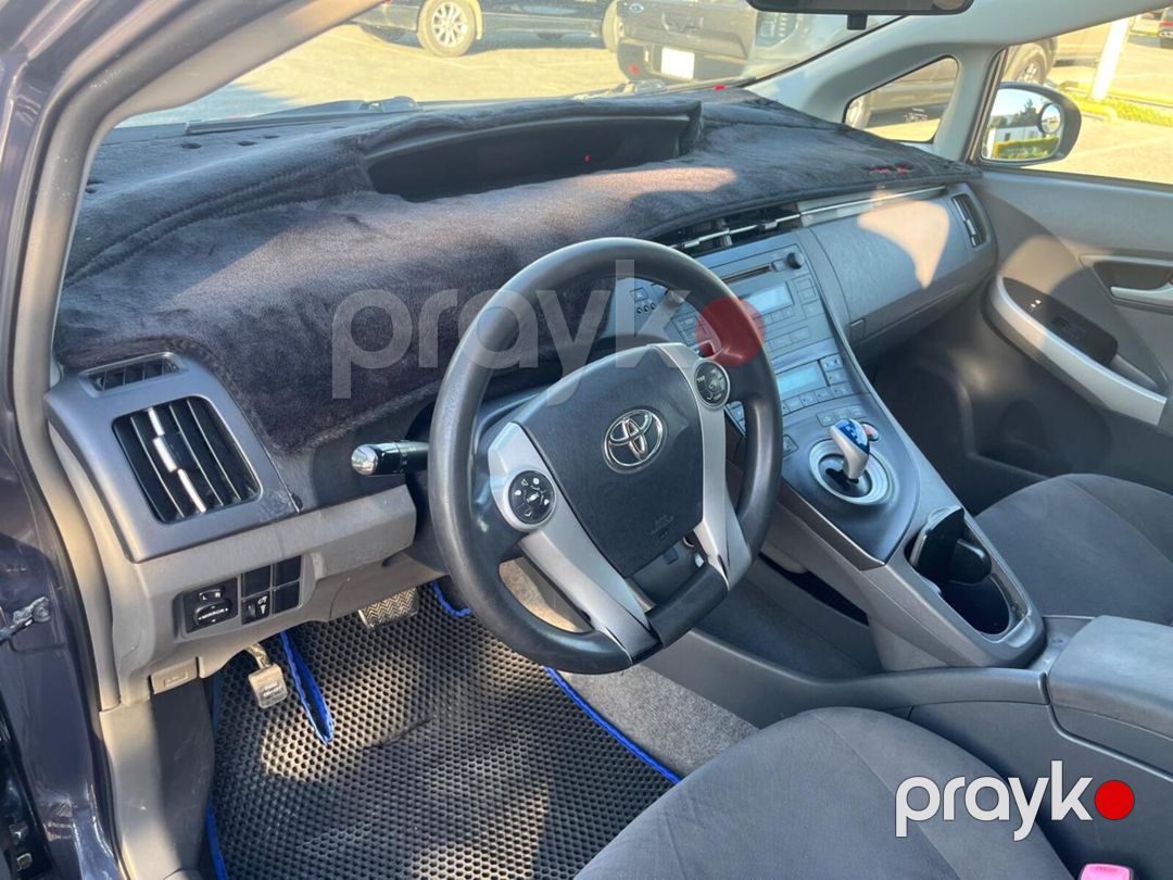 Toyota Prius, 2010 icarəsi — Avtomobil icarəsi, Bakı (6)