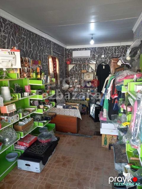Bakıxanov st. yaxın maqazin satılır — Sumqayıt