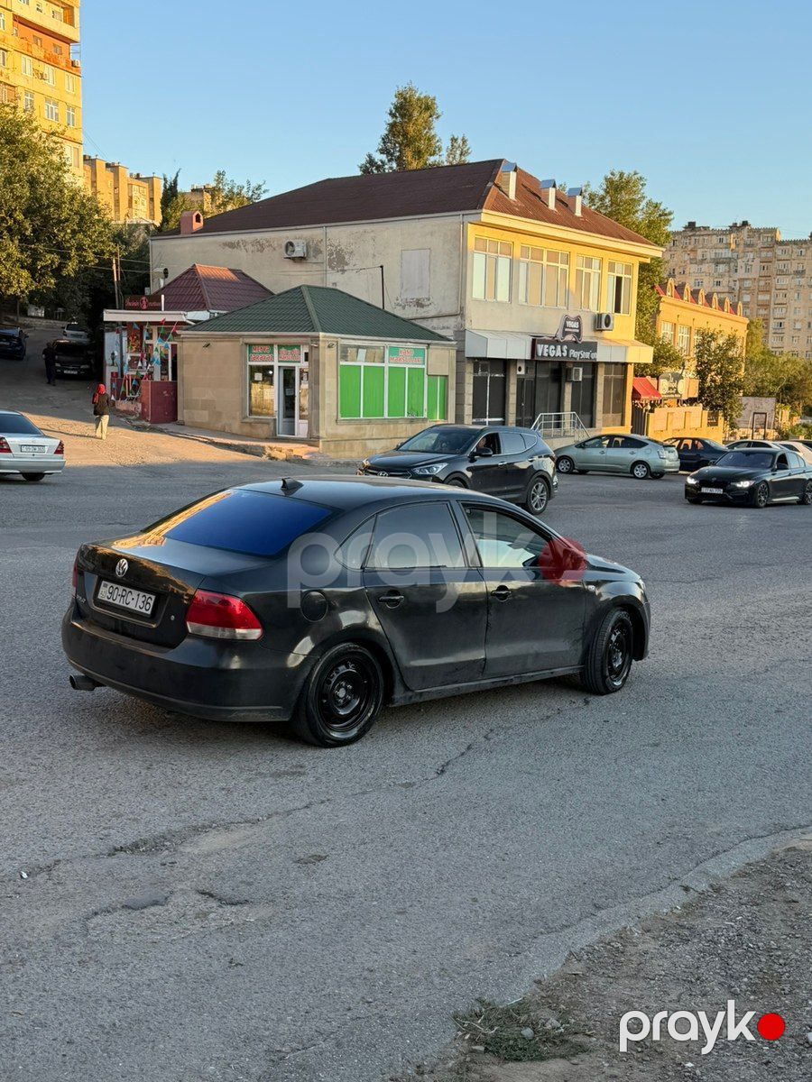 Volkswagen Polo, 2012 il 90-RC-136 — Avtomobillər, Bakı (4)