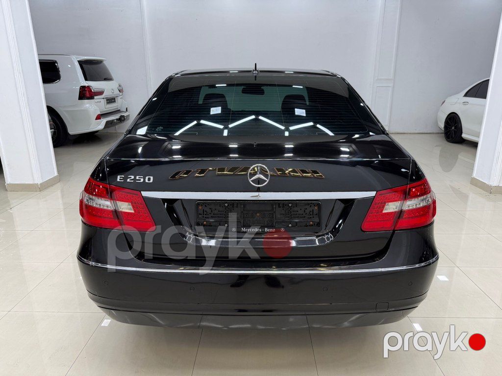 Mercedes E 250, 2.1 L, 2010 il, 310 000 km — Avtomobillər, Bakı (4)