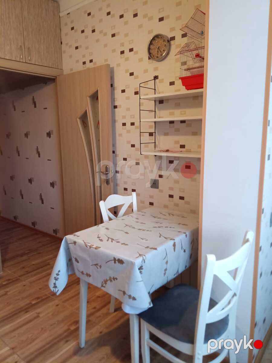 Satılır 1 otaqlı köhnə tikili 45 m² — Mənzil, Bakı (9)