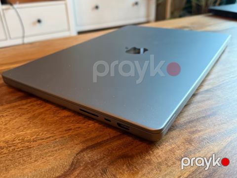 Noutbuk Apple MacBook Pro 16" M1 Pro 32GB/512GB — Bakı