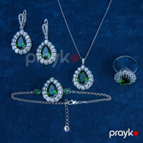 Zinət dəsti üzük,sep,qolbaq,sırğalar və kulon Azgold 1 Gümüşü/Yaşıl VJ579176 No Brand — Bakı