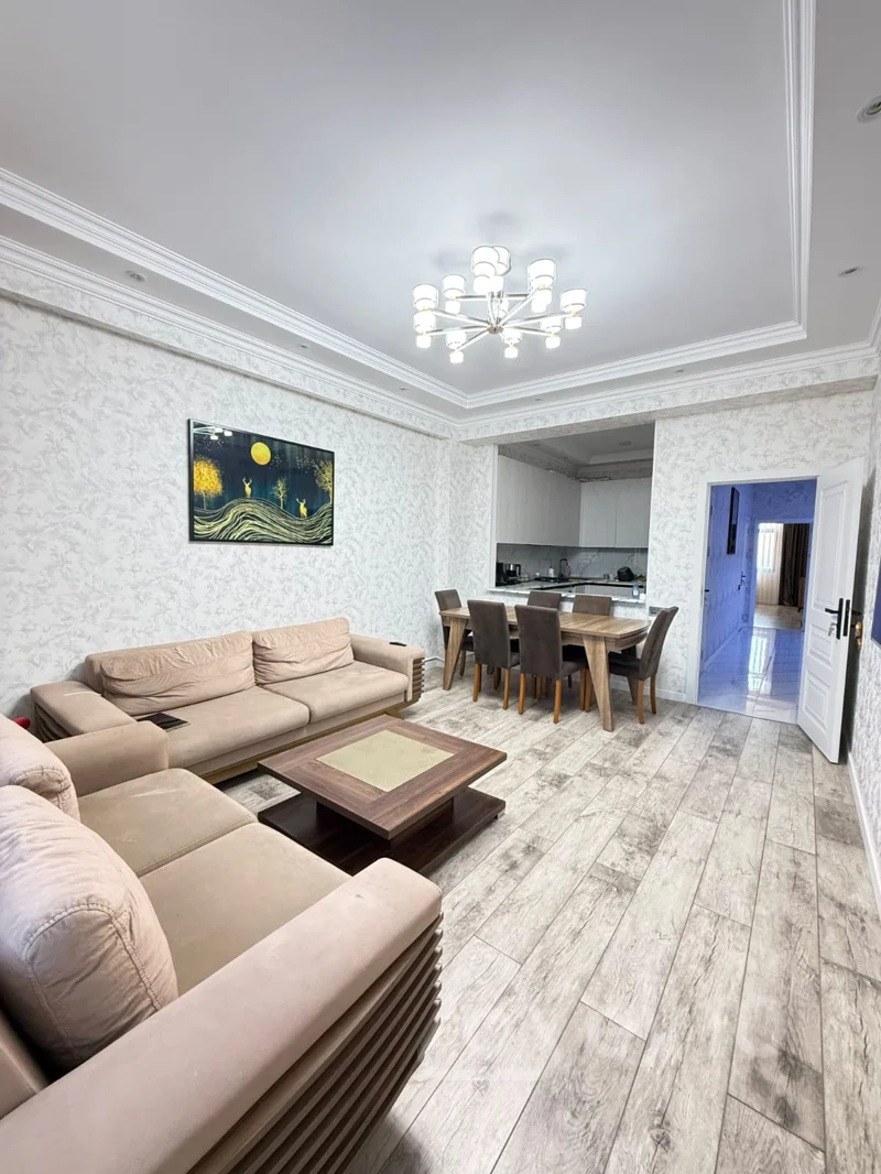 2 otaqlı mənzil, 82 m², Nəsrəddin Tusi küçəsi — Bakı