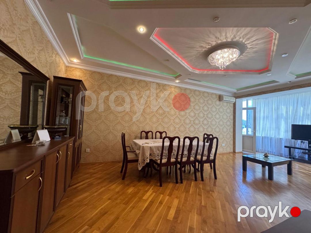 İcarəyə verilir 3 otaqlı köhnə tikili 150 m² — Mənzil, Bakı (12)