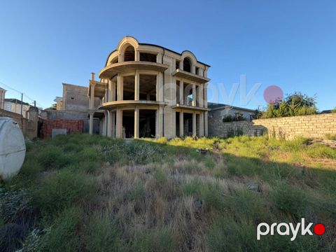 Satılır 7 otaqlı həyət evi/bağ evi 400 m² — Bakı