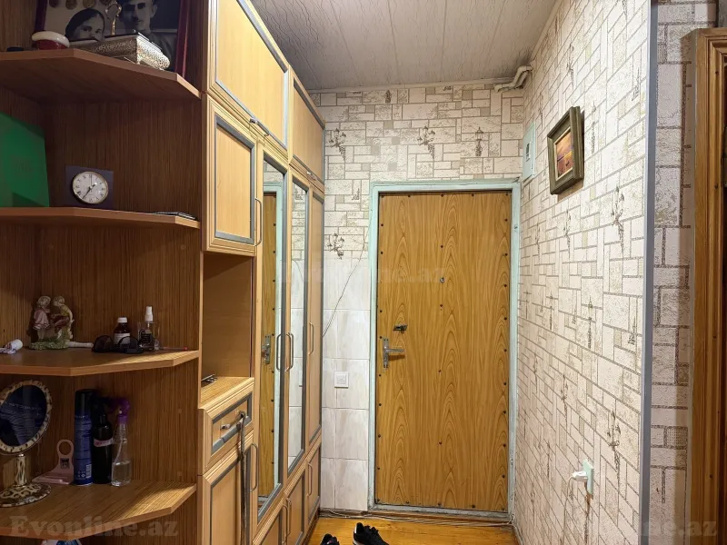 Satılır 4 otaqlı Mənzil Köhnə tikili 90 m² Bakı, Xətai r., Həzi Aslanov m., Həzi Aslanov — Bakı