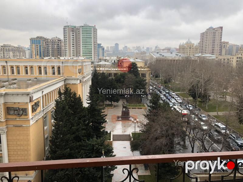 Günlük 2 otaqlı Bina evi menzil (Köhnə tikili), 55 m², Səbail rayonu — Mənzil, Bakı (3)