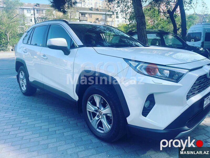 Toyota Rav 4, 2022 il — Minik avtomobili icarəsi, Bakı (2)