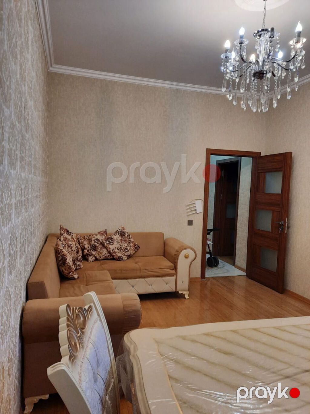 Xırdalan şəhərinin mərkəzində, Heydər Əliyev prospektinin, Heydər — Mənzil, Xırdalan (3)