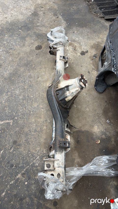 Toyota Prado 4 arxa körpüsü — Bakı