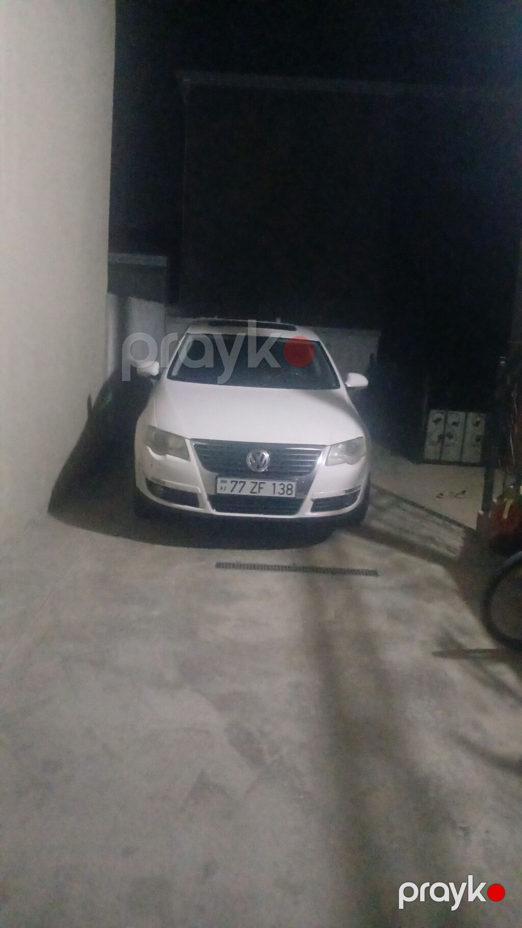 Volkswagen Passat: 1.8 l 2009 il Sedan 77-ZF-138 — Avtomobillər, Qobu (2)