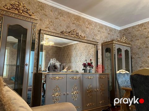 Barokko üslubunda mebel dəsti Tərkibi: - Qonaq otağı üçün: 2 ədəd — Sabirabad