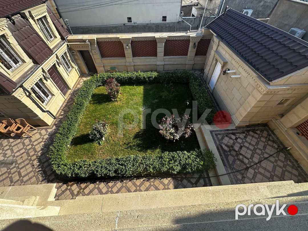 Satılır 5 otaqlı həyət evi/bağ evi 200 m² — Ev, villa, Bakı (3)