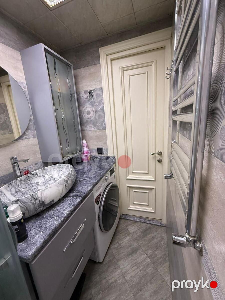 Satılır 3 otaqlı köhnə tikili 65 m² — Mənzil, Bakı (12)