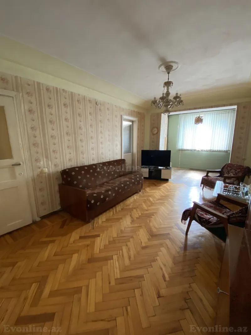 Satılır 3 otaqlı Mənzil Köhnə tikili 60 m² Bakı, Nərimanov r., Nəriman Nərimanov m — Bakı