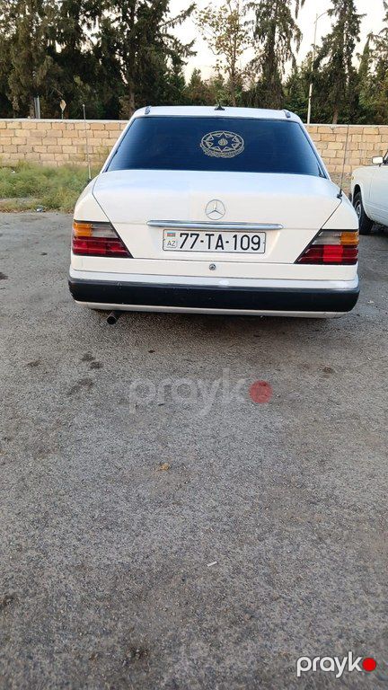 Mercedes 200 D, 2.0 L, 1990 il, 200 000 km 77-TA-109 — Avtomobillər, Qəbələ (12)