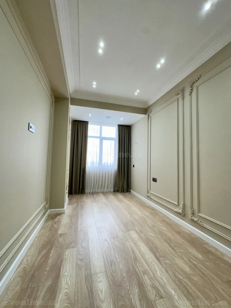 Satılır 2 otaqlı Mənzil Yeni tikili 76 m² Bakı, Nizami r., Qara Qarayev m — Mənzil, Bakı (6)