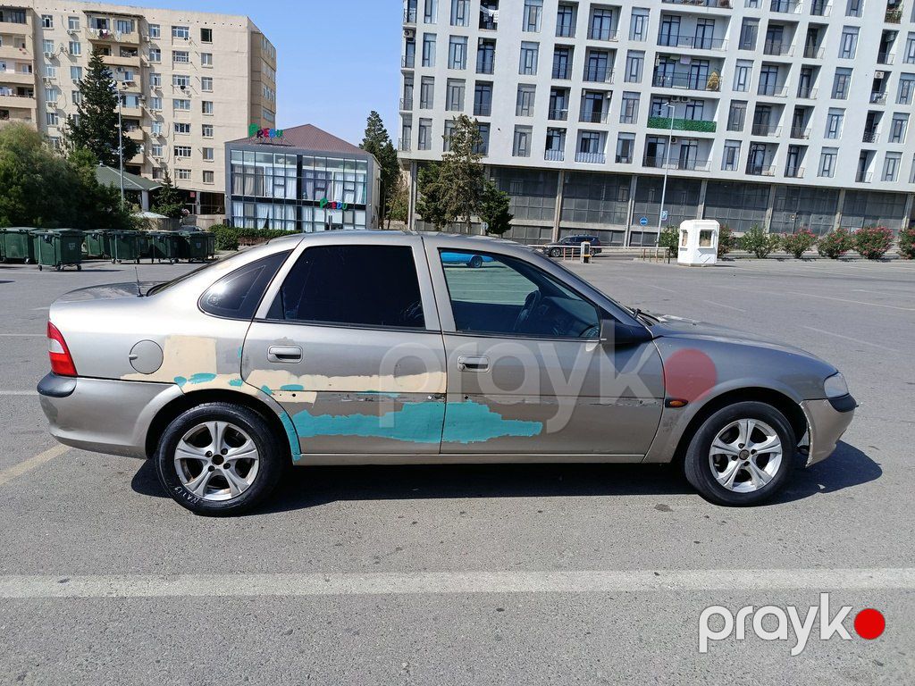 Opel Vectra, 1.8 L, 1996 il, 300 000 km 10-VL-251 — Avtomobillər, Bakı (3)