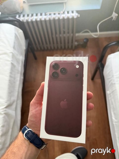 Apple iPhone 18 Pro Max Burgundy 512GB/12GB — Bakı