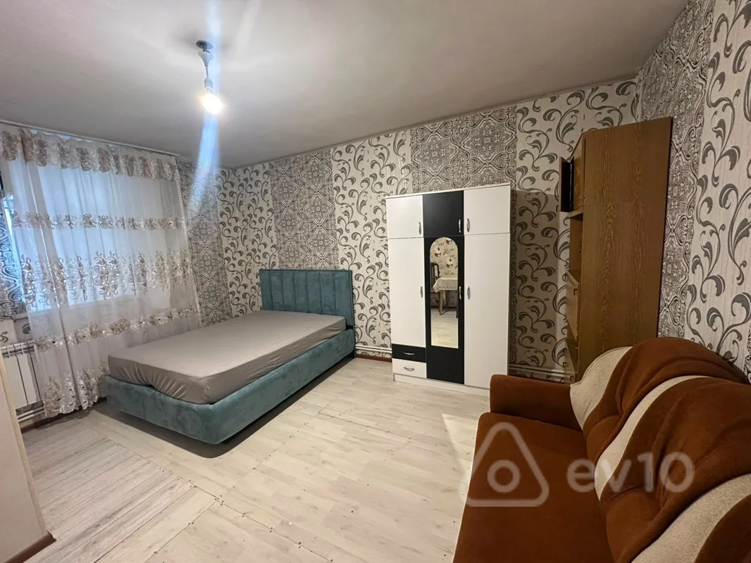 1 otaqlı həyət evi, 30 m², 6 ci mikrarayon — kirayə — Bakı