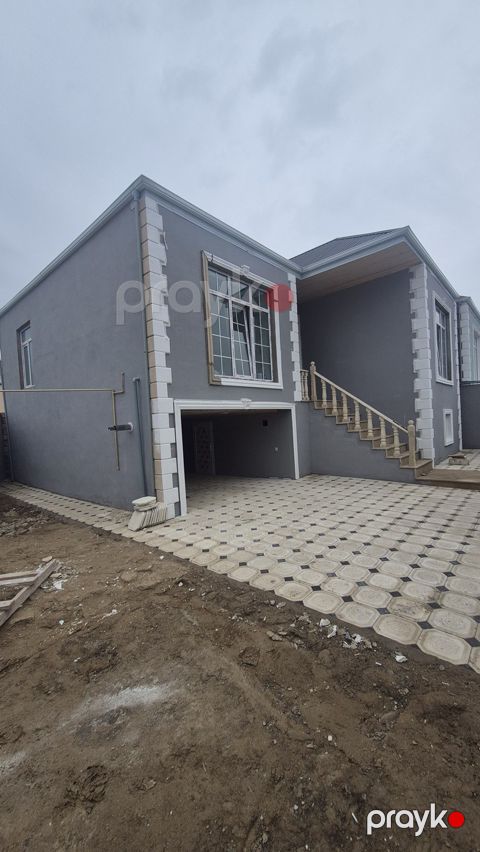Satılır 3 otaqlı həyət evi/bağ evi 90 m² — Bakı